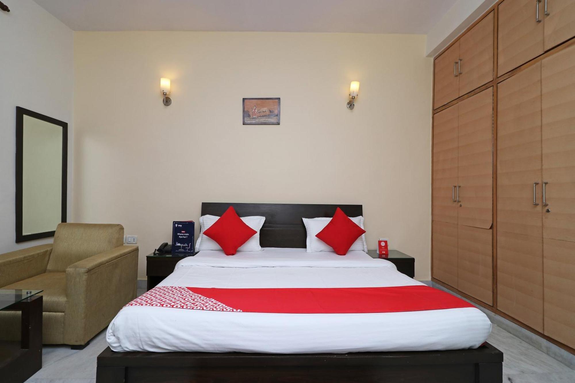 Hotel O Aravali Residency Гургаон Екстериор снимка