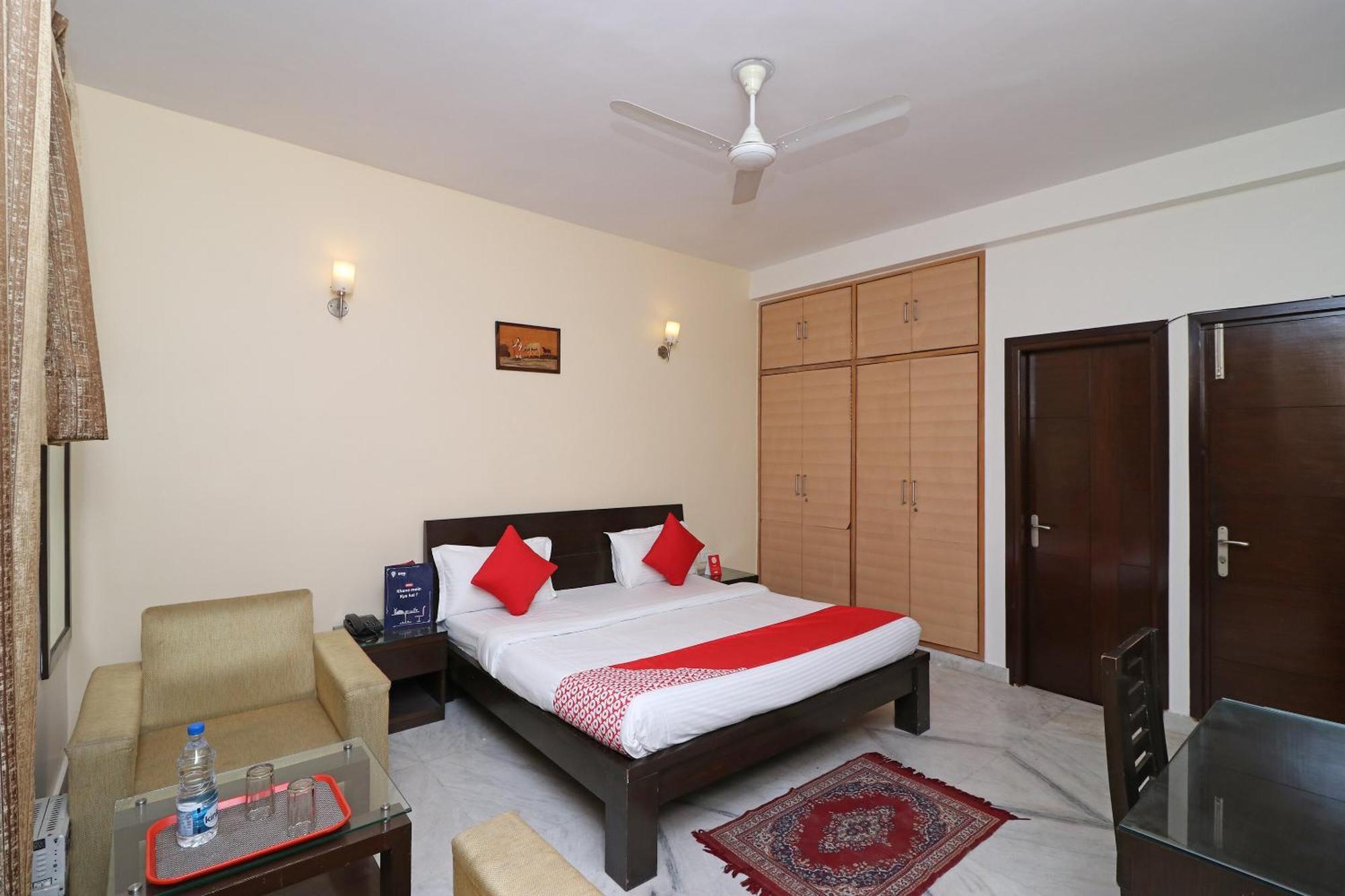Hotel O Aravali Residency Гургаон Екстериор снимка