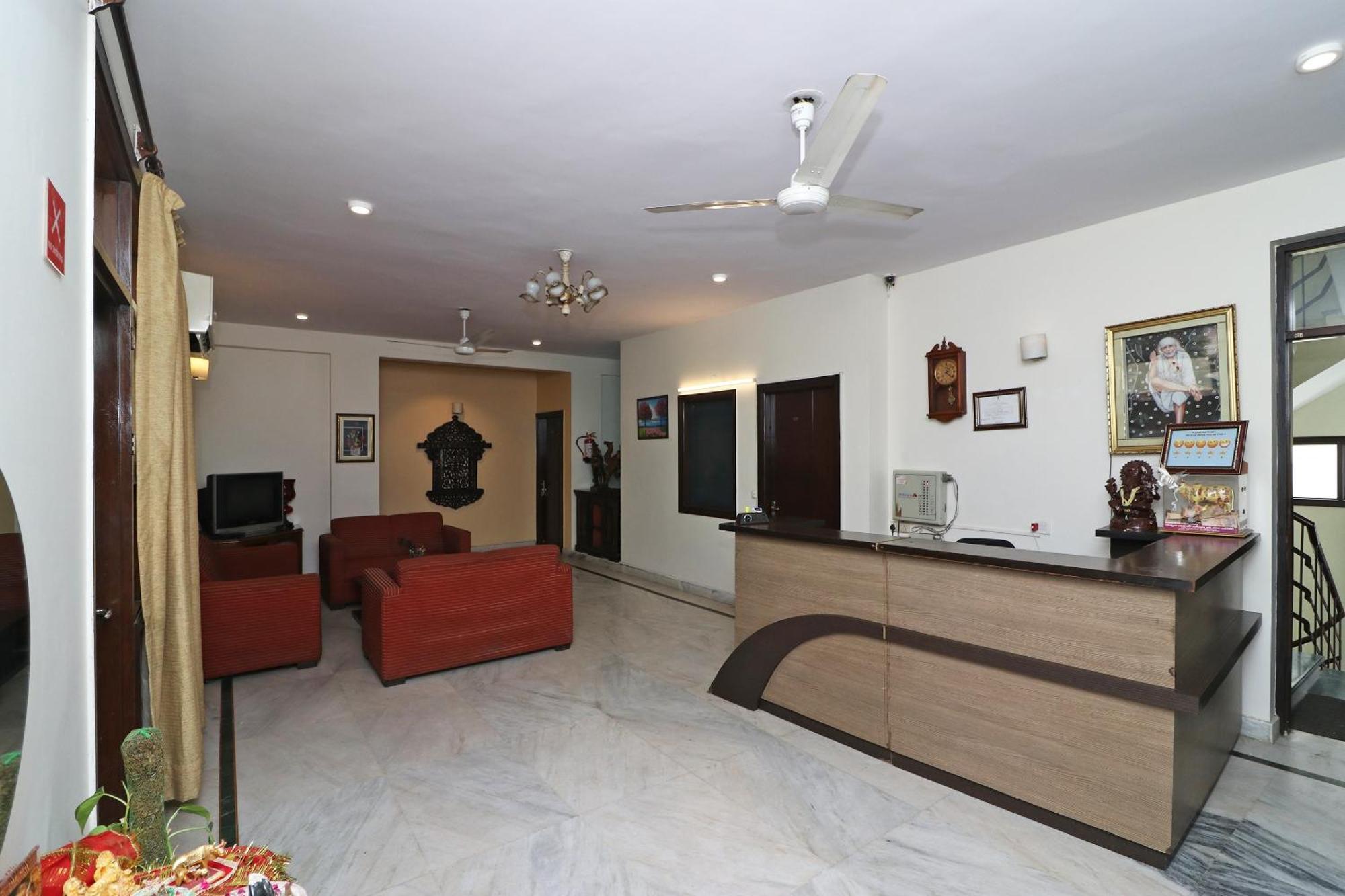 Hotel O Aravali Residency Гургаон Екстериор снимка